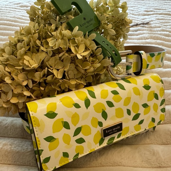 Kate Spade With Flap Top Leather Belt Bag Lemon Print Fanny Pack NWT S/M - Picture 7 of 7